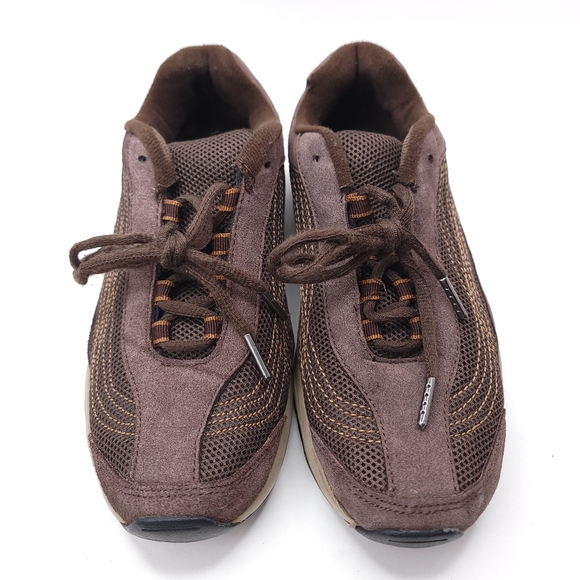 St Johns‎ Bay Women's Brown Lace Up Sneaker 19963-8 Size 9 - Picture 3 of 9